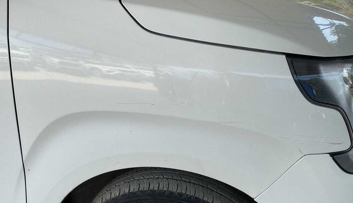 2019 Maruti New Wagon-R ZXI 1.2, Petrol, Manual, 37,303 km, Right fender - Minor scratches