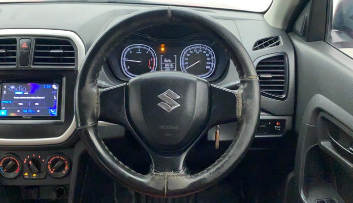 2017 Maruti Vitara Brezza LDI (O), Diesel, Manual, 82,218 km, Steering Wheel Close Up