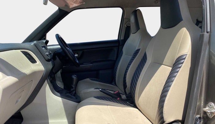 2019 Maruti New Wagon-R VXI (O) 1.2, Petrol, Manual, 29,590 km, Right Side Front Door Cabin