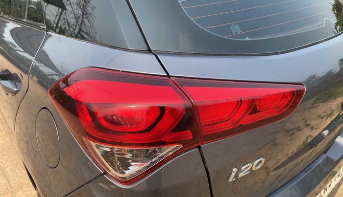 2017 Hyundai Elite i20 ASTA 1.2, Petrol, Manual, 77,347 km, Left tail light - Minor scratches