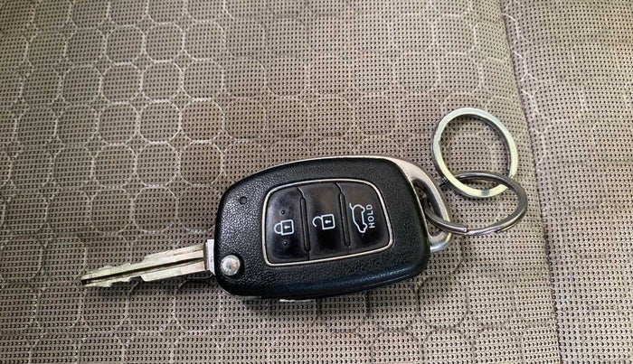 2017 Hyundai Elite i20 ASTA 1.2, Petrol, Manual, 77,347 km, Lock system - Mechanical key minor damage