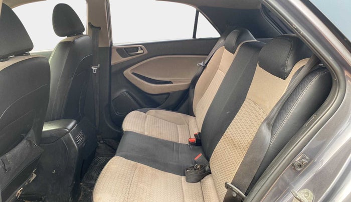 2017 Hyundai Elite i20 ASTA 1.2, Petrol, Manual, 77,347 km, Right Side Rear Door Cabin