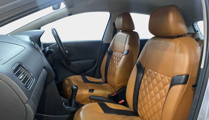 2018 Volkswagen Polo TRENDLINE 1.0L, Petrol, Manual, 55,362 km, Right Side Front Door Cabin