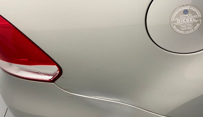 2013 Volkswagen Vento HIGHLINE DIESEL 1.6, Diesel, Manual, 98,187 km, Right quarter panel - Slightly dented