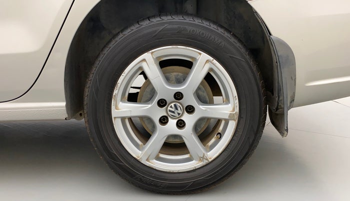 2013 Volkswagen Vento HIGHLINE DIESEL 1.6, Diesel, Manual, 98,187 km, Left Rear Wheel