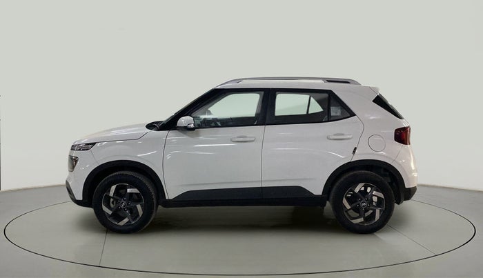 2020 Hyundai VENUE SX 1.5 CRDI, Diesel, Manual, 40,431 km, Left Side
