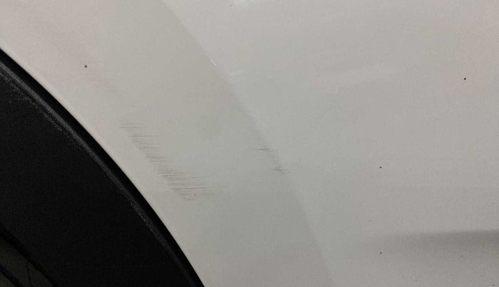 2020 Hyundai VENUE SX 1.5 CRDI, Diesel, Manual, 40,431 km, Right rear door - Minor scratches