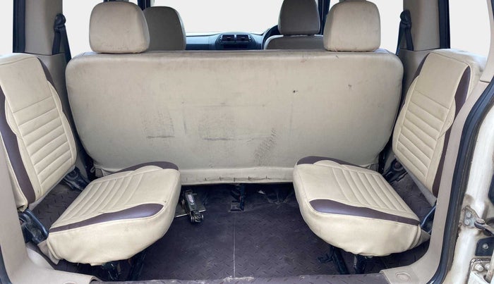 2020 Mahindra TUV300 T4 PLUS, Diesel, Manual, 48,361 km, Third Seat Row ( optional )