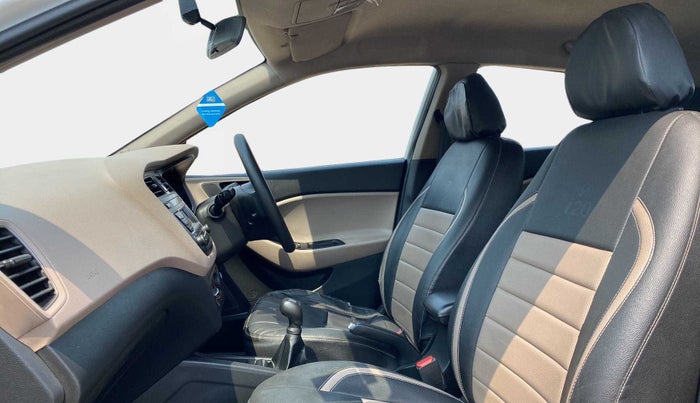 2017 Hyundai Elite i20 MAGNA 1.2, Petrol, Manual, 91,647 km, Right Side Front Door Cabin