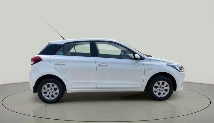 2017 Hyundai Elite i20 MAGNA 1.2, Petrol, Manual, 91,647 km, Right Side View