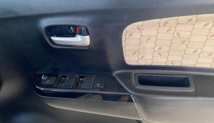 2018 Maruti Wagon R 1.0 VXI+ AMT, Petrol, Automatic, 39,158 km, Driver Side Door Panels Control