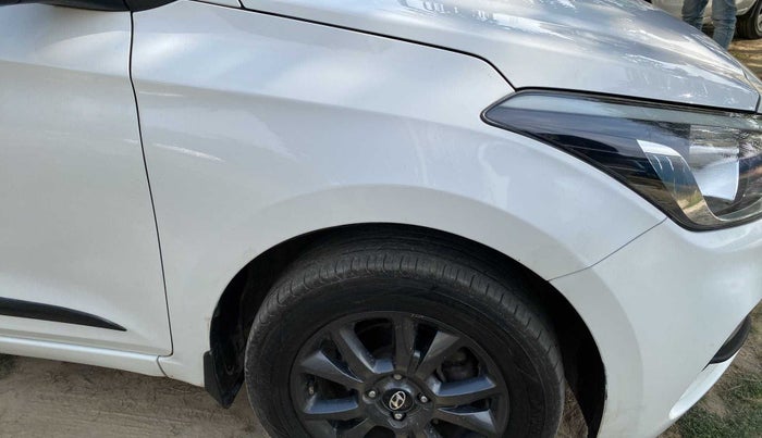 2019 Hyundai Elite i20 SPORTZ PLUS 1.2, Petrol, Manual, 60,600 km, Right fender - Paint has minor damage