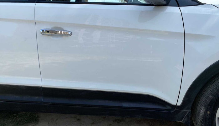 2018 Hyundai Creta SX 1.6 DIESEL, Diesel, Manual, 98,061 km, Driver-side door - Slightly dented