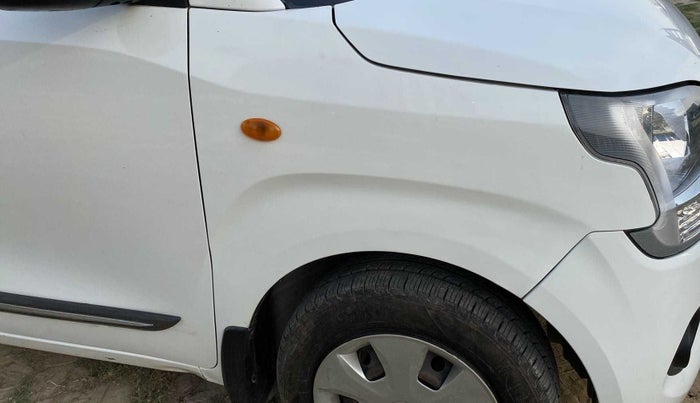 2019 Maruti New Wagon-R VXI 1.0, Petrol, Manual, 44,335 km, Right fender - Paint has minor damage