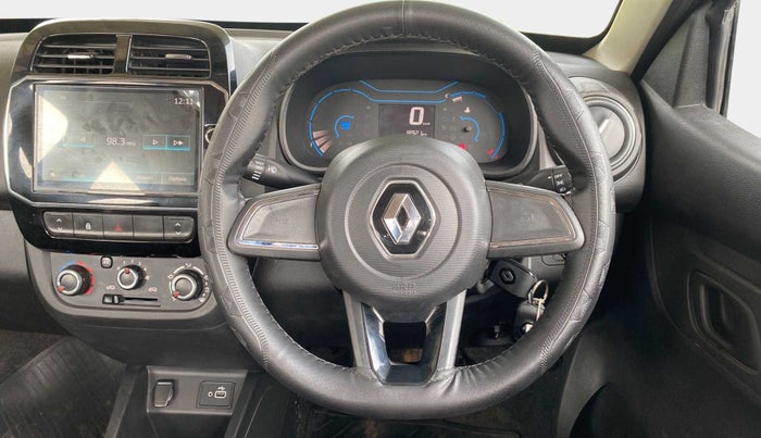 2022 Renault Kwid RXT 1.0, Petrol, Manual, 18,882 km, Steering Wheel Close Up