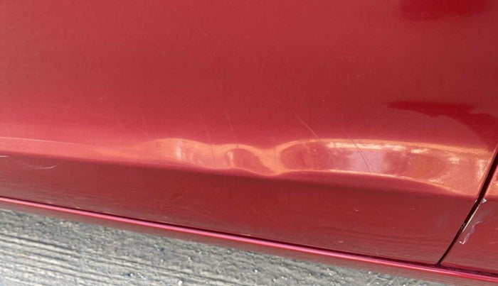2019 Maruti Baleno ALPHA PETROL 1.2, Petrol, Manual, 36,577 km, Front passenger door - Minor scratches