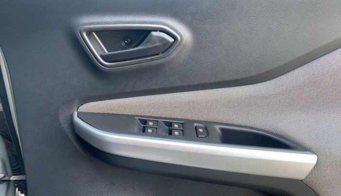 2021 Nissan MAGNITE XE, Petrol, Manual, 11,398 km, Driver Side Door Panels Control