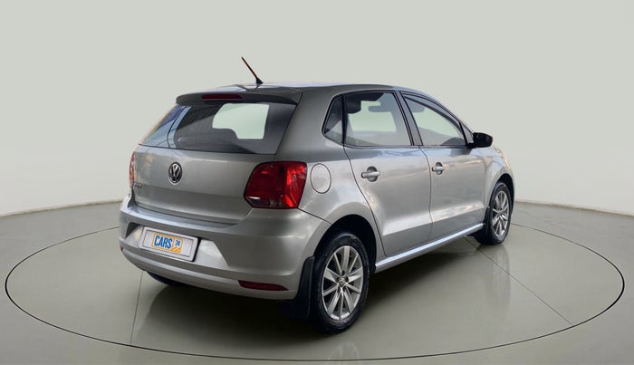 2016 Volkswagen Polo HIGHLINE1.2L, Petrol, Manual, 34,529 km, Right Back Diagonal