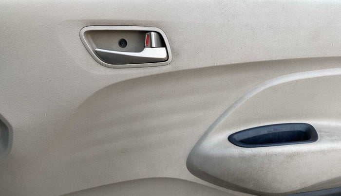 2019 Hyundai NEW SANTRO MAGNA, Petrol, Manual, 35,155 km, Driver Side Door Panels Control