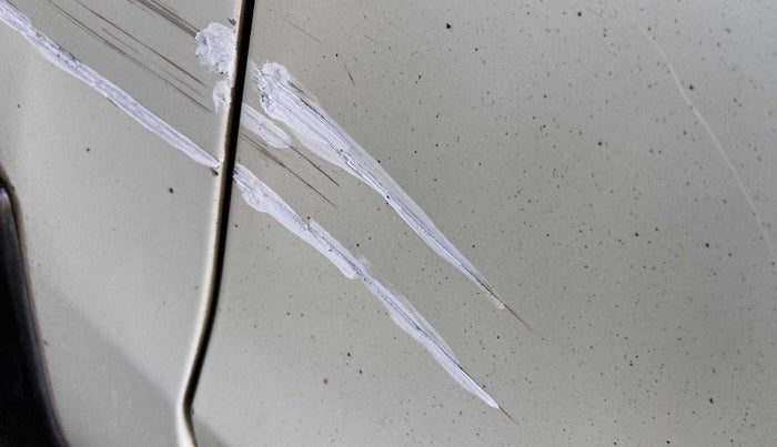 2013 Maruti Swift Dzire VXI, Petrol, Manual, 89,512 km, Front passenger door - Minor scratches