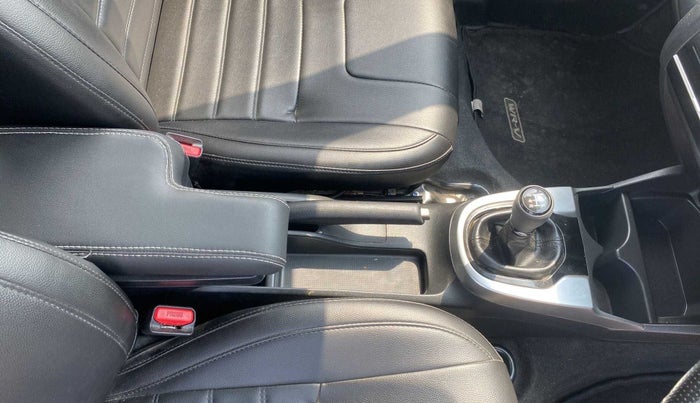 2019 Honda WR-V 1.2L I-VTEC S MT, Petrol, Manual, 20,314 km, Gear Lever
