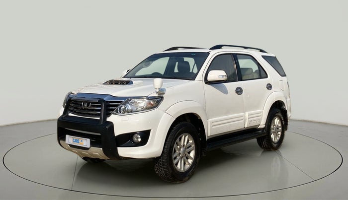 2013 Toyota Fortuner 3.0 4X2 AT, Diesel, Automatic, 1,14,691 km, Left Front Diagonal