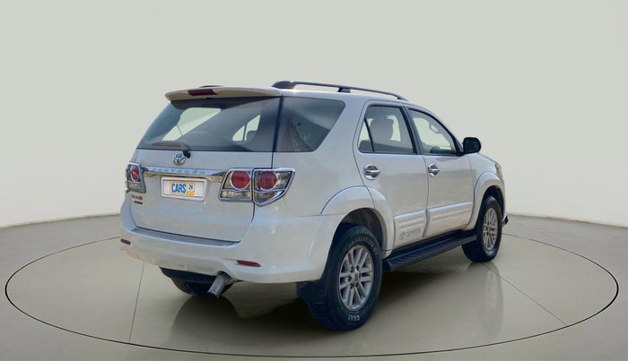 2013 Toyota Fortuner 3.0 4X2 AT, Diesel, Automatic, 1,14,691 km, Right Back Diagonal