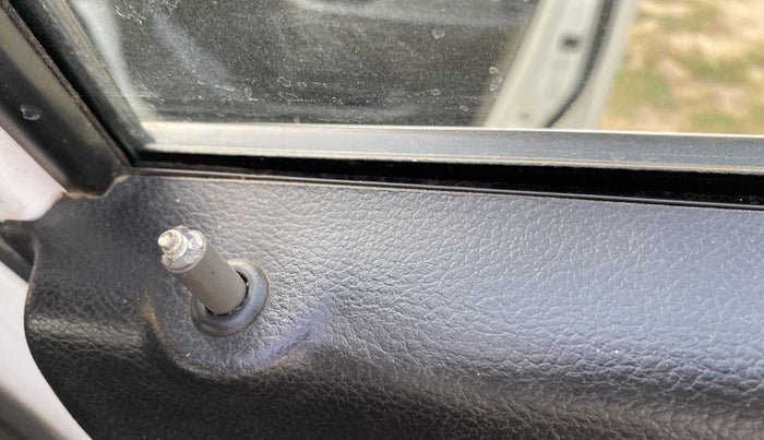 2020 Maruti Alto VXI, Petrol, Manual, 46,495 km, Lock system - Door lock knob has minor damage