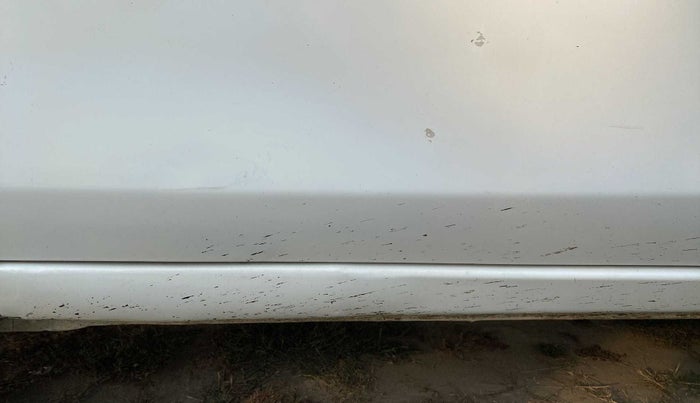 2020 Maruti Alto VXI, Petrol, Manual, 46,495 km, Left running board - Paint has minor damage