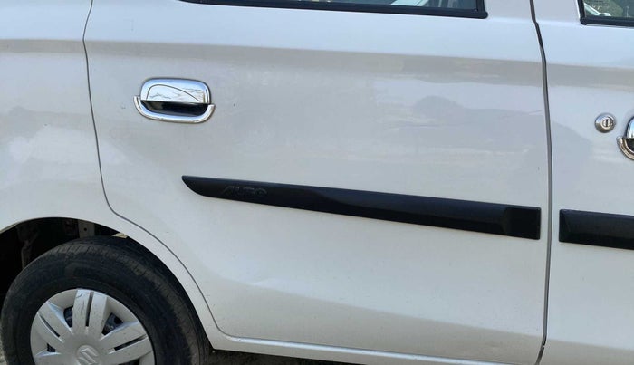 2020 Maruti Alto VXI, Petrol, Manual, 46,495 km, Right rear door - Slightly dented