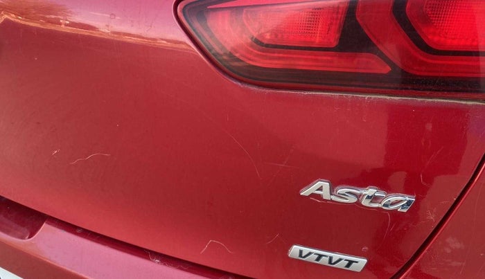2016 Hyundai Elite i20 ASTA 1.2 (O), Petrol, Manual, 38,373 km, Dicky (Boot door) - Minor scratches