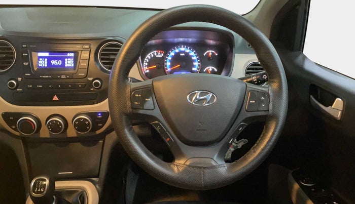 2016 Hyundai Xcent S 1.2, Petrol, Manual, 43,610 km, Steering Wheel Close Up