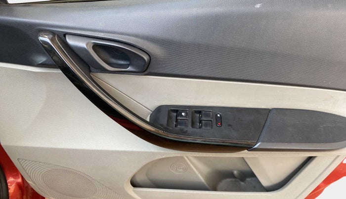2019 Tata Tiago XT DIESEL, Diesel, Manual, 64,037 km, Driver Side Door Panels Control