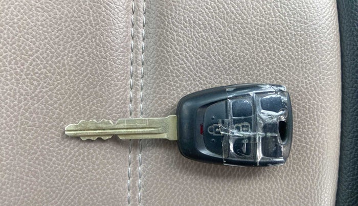 2018 Hyundai Grand i10 SPORTZ 1.2 KAPPA VTVT, Petrol, Manual, 24,118 km, Key Close Up