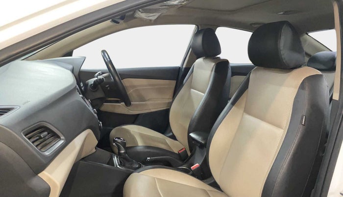 2020 Hyundai Verna 1.6 CRDI SX (O) AT, Diesel, Automatic, 54,845 km, Right Side Front Door Cabin