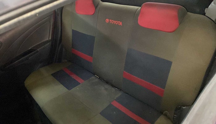2013 Toyota Etios Liva GD, Diesel, Manual, 46,243 km, Second-row left seat - Cover slightly stained