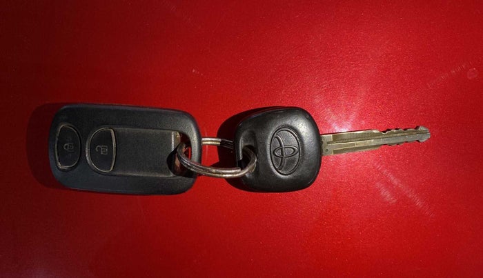 2013 Toyota Etios Liva GD, Diesel, Manual, 46,243 km, Lock system - Remote key not functional