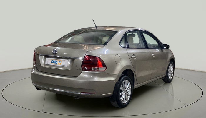 2015 Volkswagen Vento HIGHLINE 1.5 AT, Diesel, Automatic, 94,799 km, Right Back Diagonal
