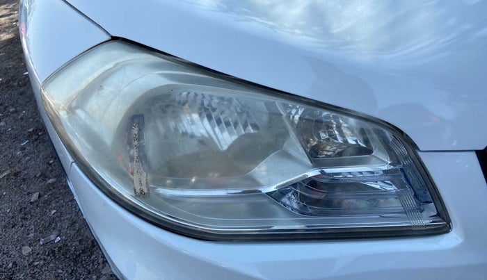 2016 Maruti S Cross ZETA 1.6, Diesel, Manual, 80,318 km, Right headlight - Faded