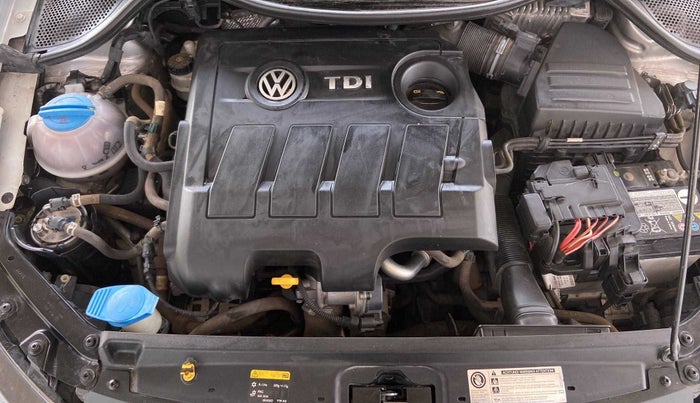2017 Volkswagen Ameo HIGHLINE PLUS 1.5L AT 16 ALLOY, Diesel, Automatic, 53,914 km, Open Bonet
