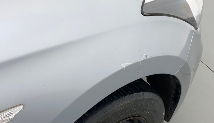 2020 Hyundai Elite i20 1.2 MAGNA PLUS VTVT, CNG, Manual, 75,676 km, Right fender - Minor scratches