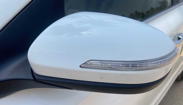 2019 Hyundai Elite i20 SPORTZ PLUS 1.2, Petrol, Manual, 13,438 km, Left rear-view mirror - Indicator light has minor damage