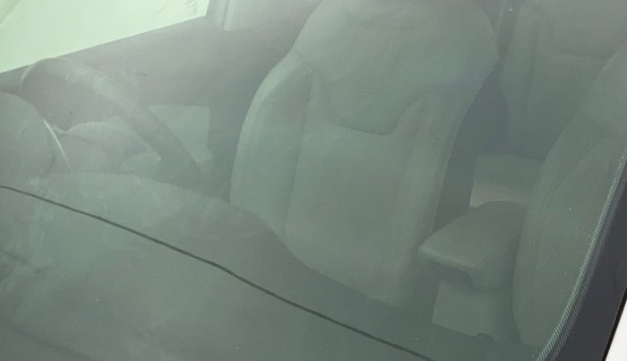 2018 Jeep Compass LIMITED 2.0 DIESEL, Diesel, Manual, 60,821 km, Front windshield - Minor spot on windshield