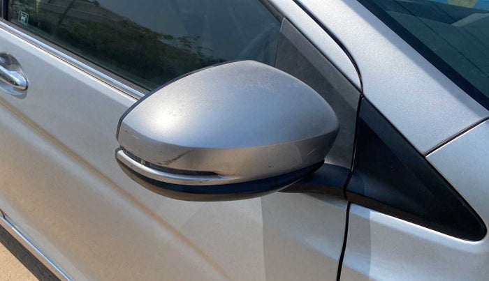 2015 Honda City 1.5L I-VTEC VX CVT, Petrol, Automatic, 56,760 km, Right rear-view mirror - Minor folding noise