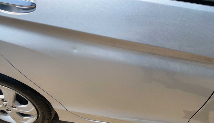 2015 Honda City 1.5L I-VTEC VX CVT, Petrol, Automatic, 56,760 km, Right rear door - Slightly dented