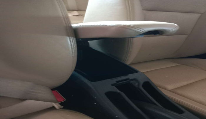 2015 Honda City 1.5L I-VTEC VX CVT, Petrol, Automatic, 56,760 km, Driver seat - Armrest has miinor damage