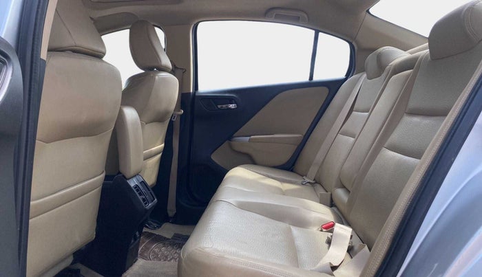 2015 Honda City 1.5L I-VTEC VX CVT, Petrol, Automatic, 56,760 km, Right Side Rear Door Cabin