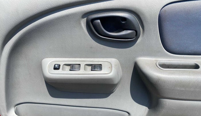 2011 Maruti Alto K10 VXI, Petrol, Manual, 11,162 km, Driver Side Door Panels Control