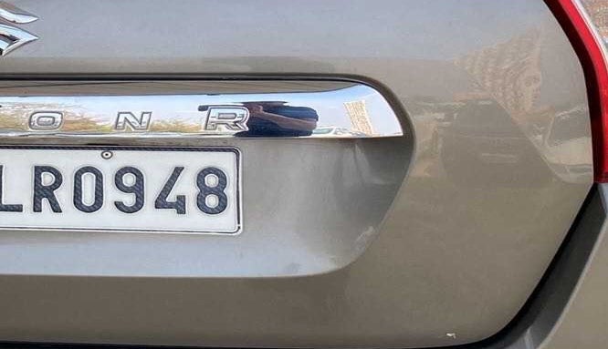 2020 Maruti New Wagon-R VXI 1.0, Petrol, Manual, 30,646 km, Dicky (Boot door) - Slightly dented