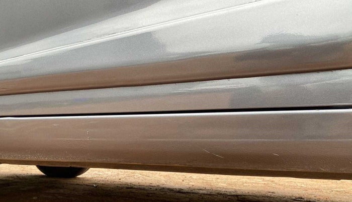 2017 Hyundai Grand i10 MAGNA 1.2 KAPPA VTVT, Petrol, Manual, 28,756 km, Left running board - Slightly dented
